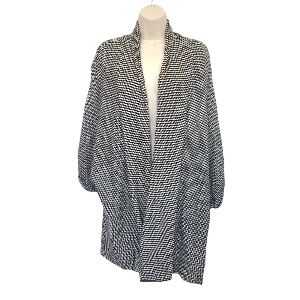New York & Company Black and White Cardigan Sweater Size XL Open Slouchy Knit